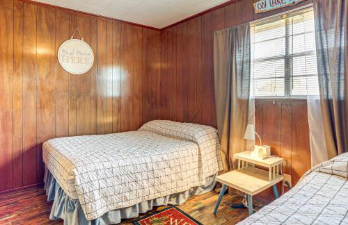 Shared Dock and Yard Greers Ferry Lake Home! - Foto 17