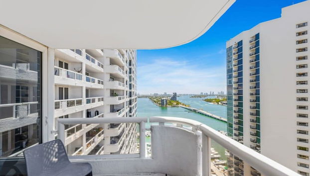 Highrise Charm - Foto 4, Habitación