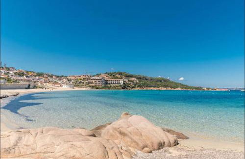 Steps from the Beach with views and big patio! - Photo 34