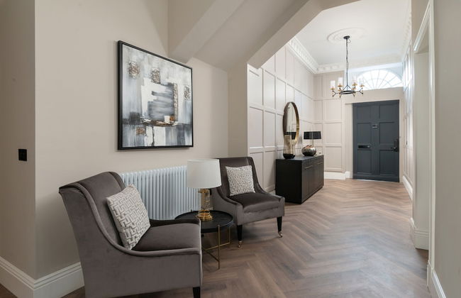 Luxury Georgian City Retreat - Hot Tub - Patio - Photo 24