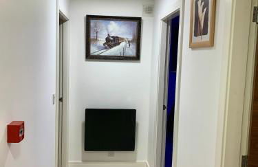 Ibiza Royale -Sleeps 6-Free Parking -Wi-Fi - Foto 23