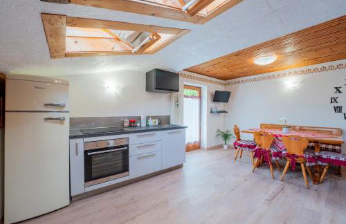 [Asiago centro] Mansarda con Balcone e Giardino - Foto 6