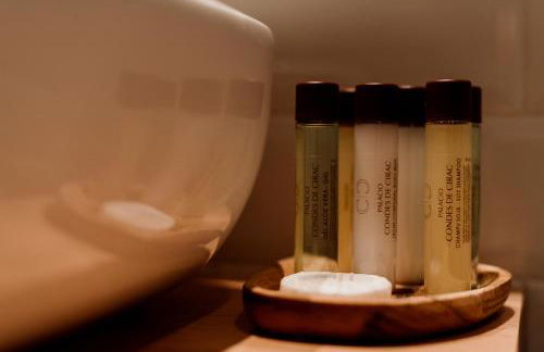 Boutique Palacio Condes de Cirac - Photo 95