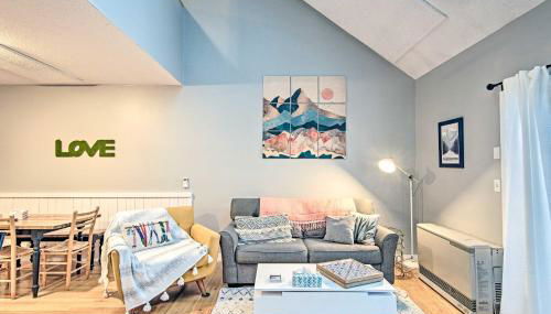 Ski-InandSki-Out Tenney Mountain Condo with Fireplace! - Foto 5