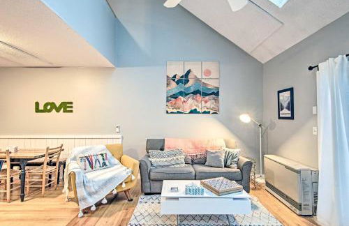 Ski-InandSki-Out Tenney Mountain Condo with Fireplace! - Foto 5