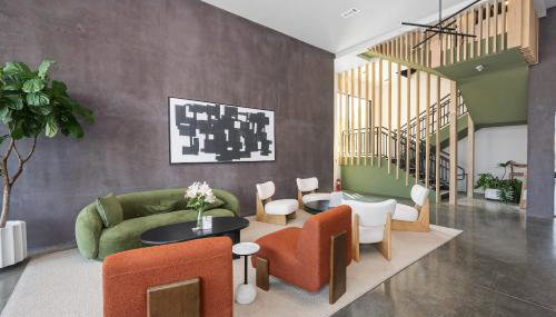 East Nash Condo for 4 with Public Rooftop Near DT - Foto 3