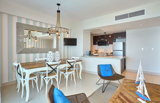 Beachfront Condos Las Olas Sleeps 6 - Foto 28