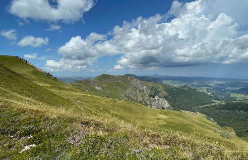 T3 duplex Super Besse, parking, piscine, wifi - Photo 12