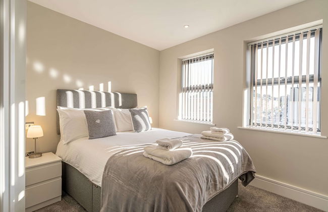 Celador Apartments - Bond House - Photo 10