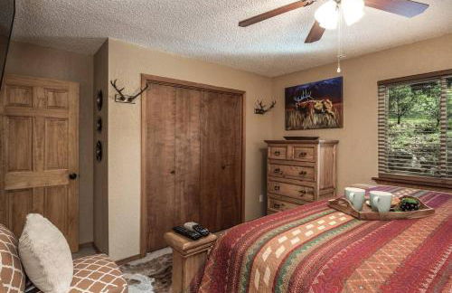 Horsin Around-cabin With A Peaceful Covered Deck - Foto 33