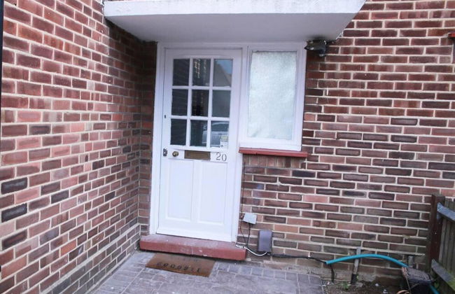 Apartment - Sleeps 2 & Free Parking - Foto 16