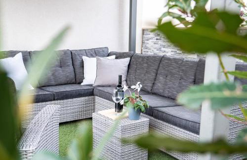 Elegant Hvar town villa with pool - Photo 74