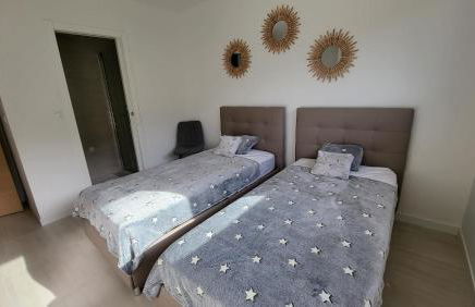 Villa Moderne de Standing avec Piscine Privée à 400m de la Plage - 4 Chambres - Foto 30