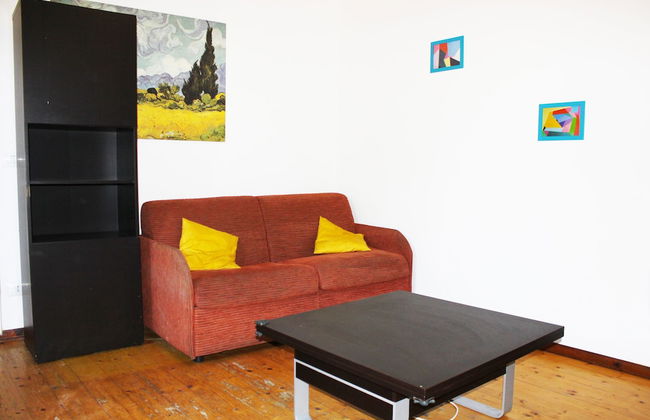 Nice Apartment in an English Style Building On the First Floor, With air Conditioning, Wifi and Sewing - Foto 13