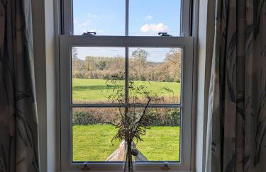 Beautiful Victorian Farmhouse - Foto 23