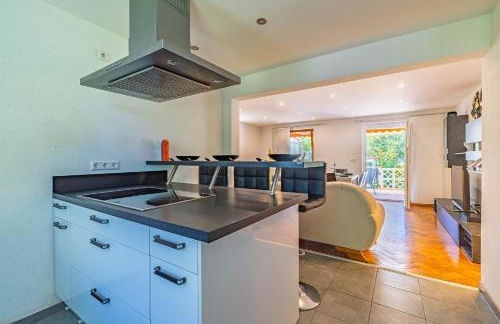 Ruhig gelegenes Reihenhaus Nähe Europapark & Messe, Haustiere kostenlos für Familien und Geschäftsreisende, Rechnung auf Anfrage möglich - Foto 3