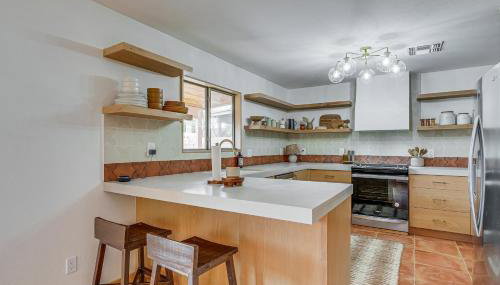 Gorgeous Green Valley Home Patio and Private Pool! - Foto 2