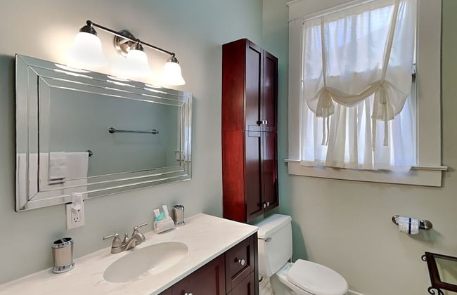 Historic Elegance - Photo 20