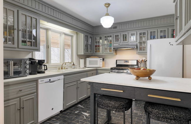 Main+guest House, Private Pond, Views, Large Yard 20mins to Heart of Asheville - Foto 18