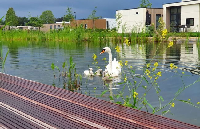 Holiday Home With Motorboat - Photo 12