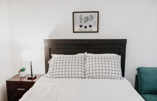 Mira Mesa Private Suite with Private Bath & Entry #2 - Photo 9