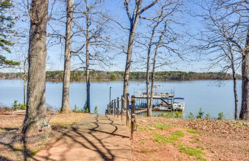 Lake Hartwell Home with Dock and Fire Pit! - Foto 30