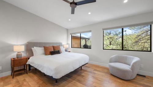 Summit Lodge- Sleeps 10, 4 Full Bath, Pet Friendly - Foto 4