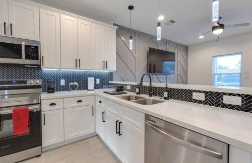 Lé Luxe Maison -3BR 2 BA- Medical Center and Downtown HTX - Gated - Foto 10