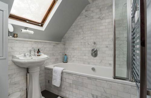 Bohemian Luxury House - Beautiful View - 10min to Bath - Foto 49