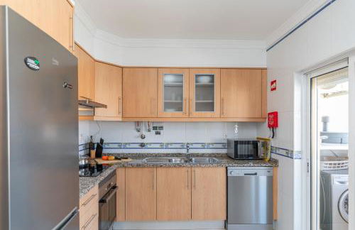 Monis Place-modern Apartment With Sunny Balcony - Foto 10