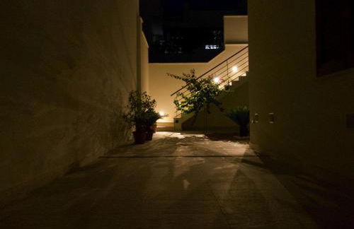 Newly Renovated-Holiday house with large garden - Foto 8