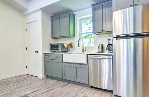 Modern Escape with Fire Pit, Near Lake Waramaug - Foto 8