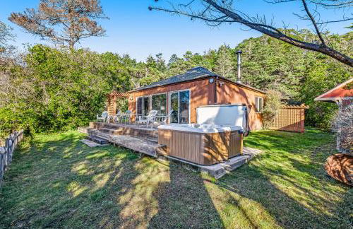 Cove House - Photo 4