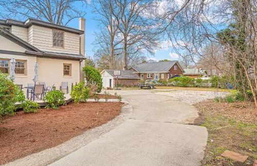 Luxurious Retreat in Historic Downtown Burlington Downstairs Only - Foto 24