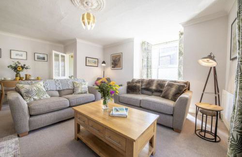 Brook House - Photo 3