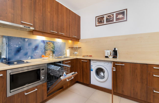 Willa 4 Pory Roku Apartment by Renters - Photo 20