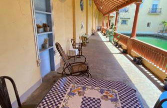 Magnolia Loft A spacious, authentic space with rustic charm - Foto 22