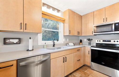 Upper Lakeshore Living - Foto 7