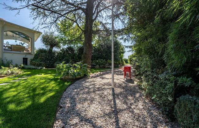 Charming Green and Blue Villa by Wonderful Italy - Photo 47