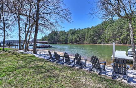 Knotty Pines by Avantstay Lake Views, Renovated - Foto 33