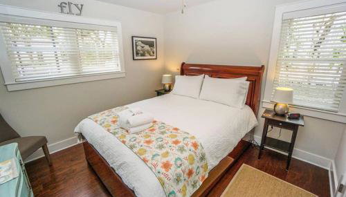 Beautiful, Modern Getaway in Historic Downtown Beaufort - Foto 2