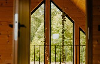 LasHouse - Nowoczesna stodoła z widokiem na las - Foto 20