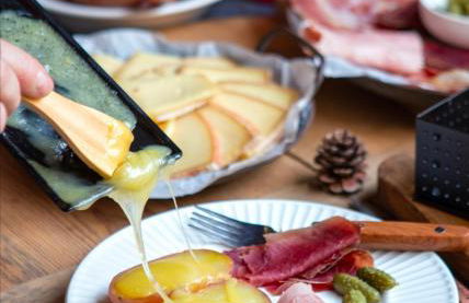 SOLEIL DES ECRINS Puy Saint Vincent 1800 appart 4 pers refait neuf - Foto 17