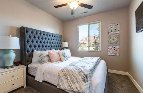 Paradise Village 113 Water Park and Kids Cove, Ping Pong, XBOX 360, Games, Beautiful Mountain Views, and More - Foto 24