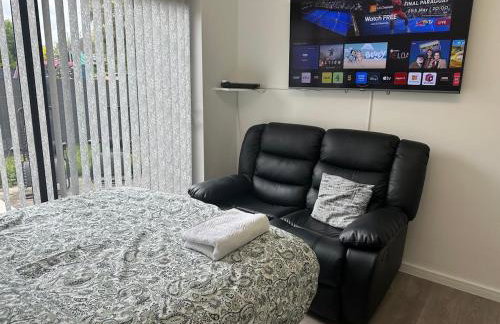 BXH B5 Garden View Double Room Bexleyheath - Photo 9