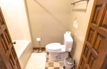 Luxe Spa Cabin: Hot Tub + Sauna + Fire - Foto 20