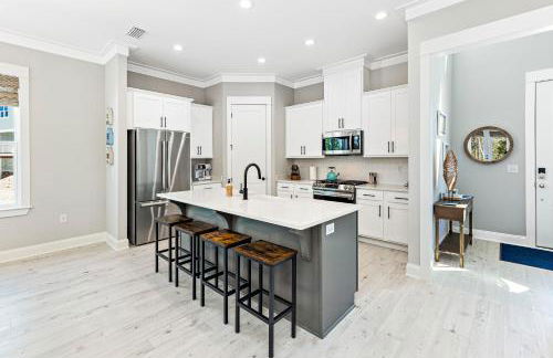 Whiskey Sands - Luxury by Gulf State Park, Great Views, Walk to Beach and Restaurants, Beautiful Pool, Fenced Yard! - Photo 4