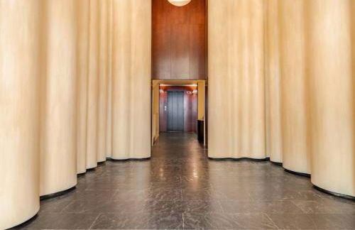 Modernismo Paseo de Gracia - Photo 5