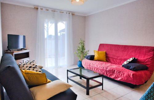 Family house with beautiful garden - Foto 14