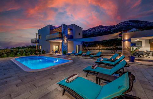 Luxury Villa Bava-5minutes to center - Foto 1